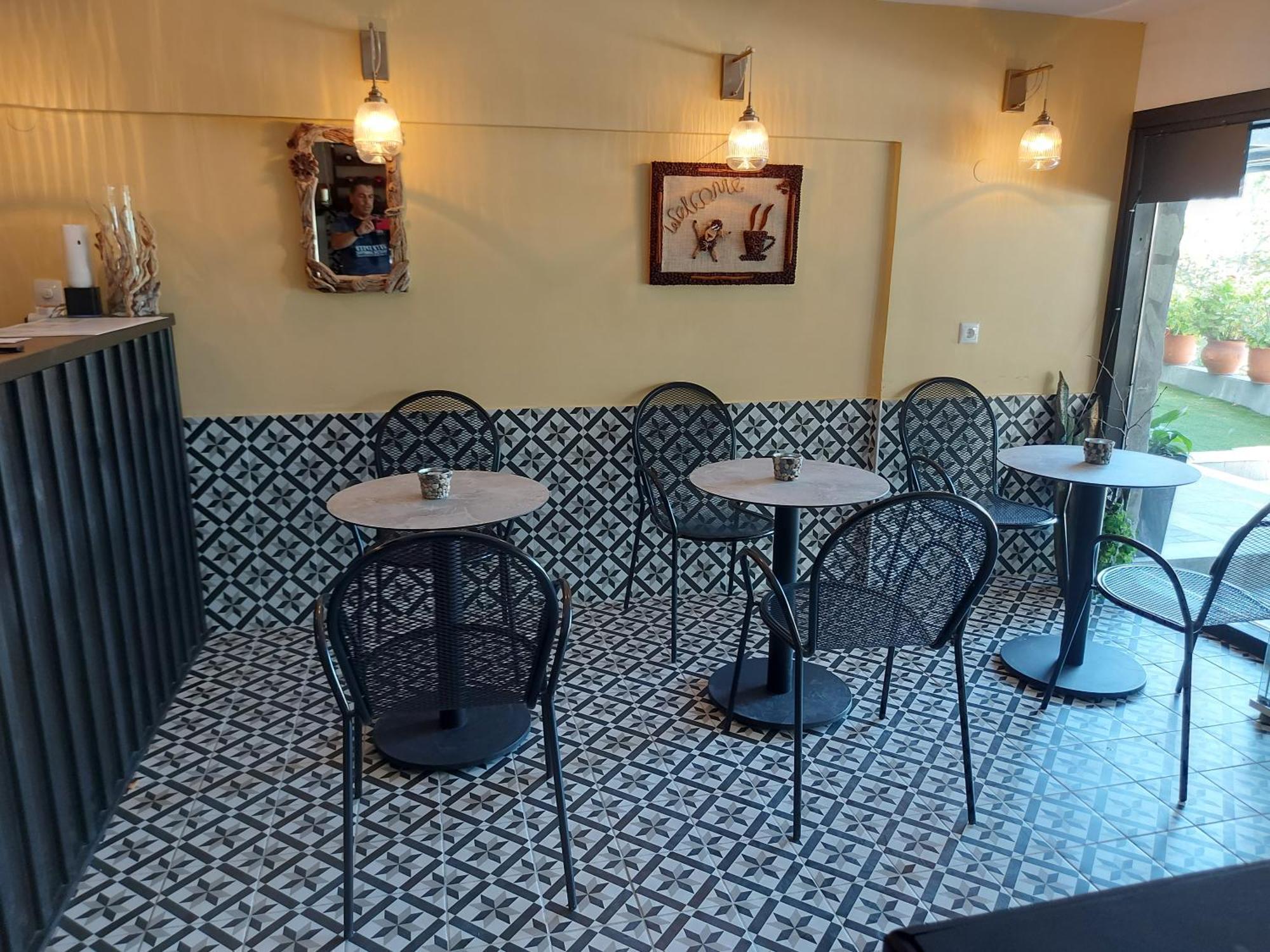 Appartamento Karlovasi Karlovassi