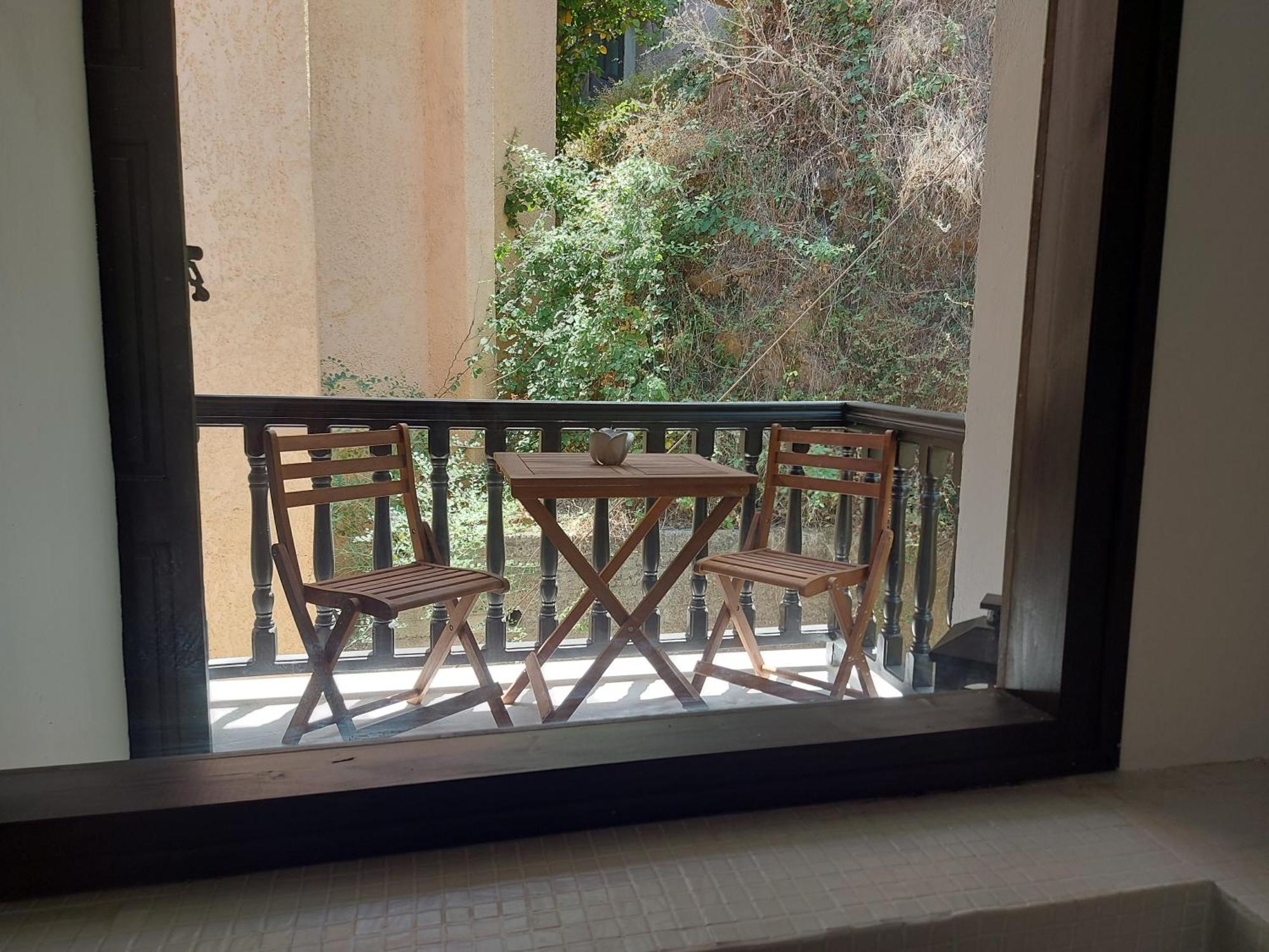 Karlovasi Appartement *